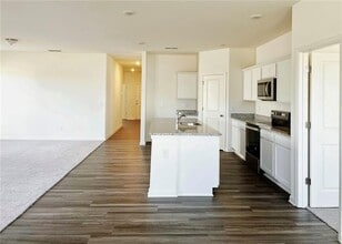 89 Bentwater Wy in Hoschton, GA - Building Photo - Building Photo
