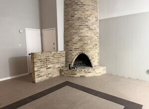 115 Stubblefield Dr in Elgin, TX - Building Photo - Building Photo