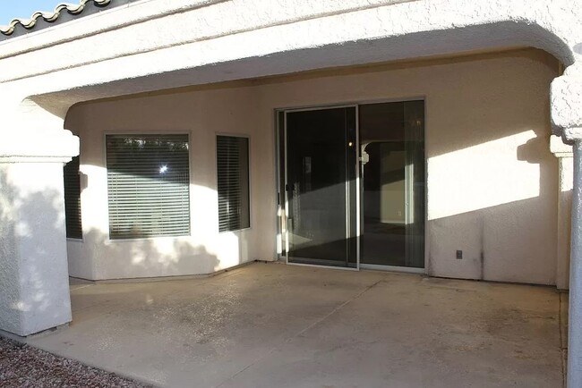 2424 Snead Dr in Lake Havasu City, AZ - Building Photo - Building Photo