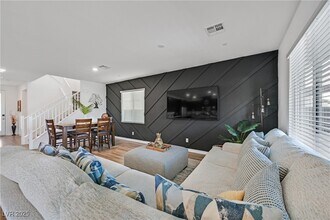 282 Mount Steel Ave in Henderson, NV - Building Photo - Building Photo