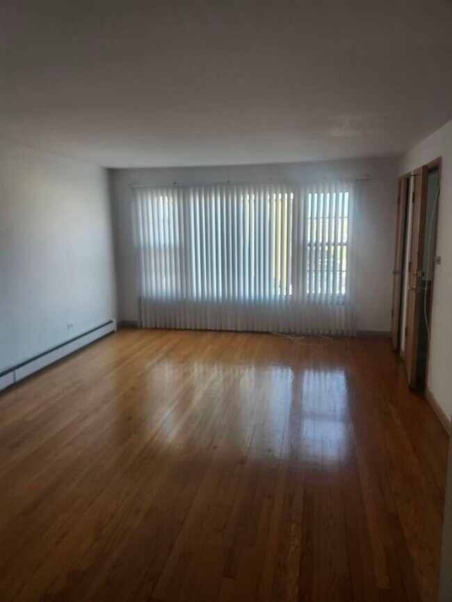 355 Yates Ave in Calumet City, IL - Building Photo - Building Photo