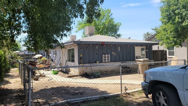 property at 605 El Tejon Ave