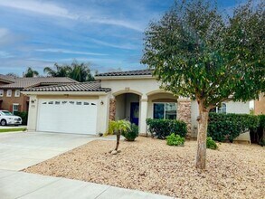 31651 McCartney Dr in Winchester, CA - Building Photo - Building Photo