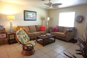 1699 NE 23rd Terrace in Jensen Beach, FL - Building Photo - Building Photo