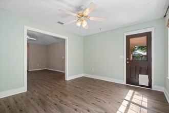 165 Robbins Blvd in Daphne, AL - Building Photo - Building Photo