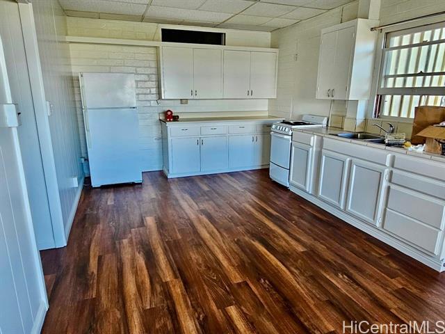 property at 146 Prospect St