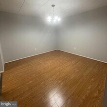 2628 Welsh Rd in Philadelphia, PA - Building Photo - Building Photo