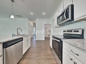 109 Pullen Dr in Clayton, NC - Foto de edificio - Building Photo