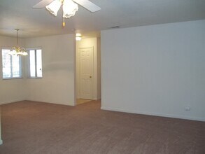 4310 N 6th St in Fresno, CA - Building Photo - Building Photo