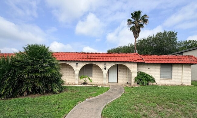 property at 601 Sherwood Dr