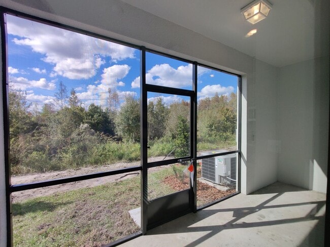 property at 1607 Cassius St