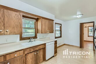 1085 N Hancock St in St. Paul, MN - Building Photo - Building Photo