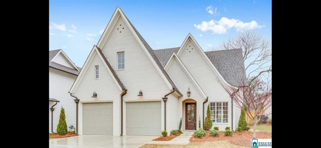 property at 805 Carr Ave