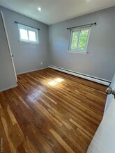 17 Winfield Ave in Brentwood, NY - Building Photo - Building Photo