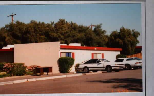 1712-1724 E Ocotillo Rd in Phoenix, AZ - Building Photo