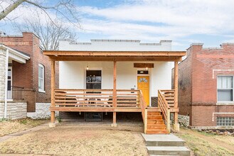 3956 Tholozan Ave in St. Louis, MO - Building Photo - Building Photo