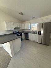 24449 Falcon Ave in Dunnellon, FL - Building Photo - Building Photo