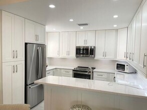 3008 Fairway Dr N in Jupiter, FL - Building Photo - Building Photo