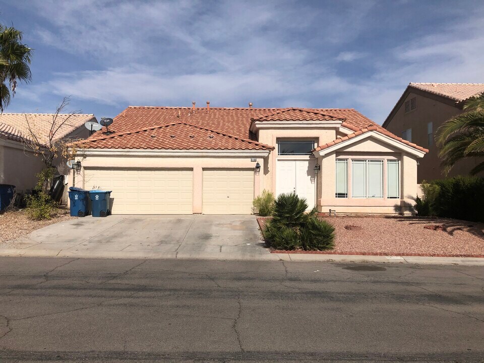 9160 Valley Spring Ct in Las Vegas, NV - Foto de edificio