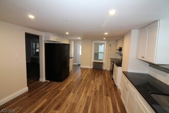 346 Strotz Rd, Unit 346 Strotz Road in Asbury, NJ - Building Photo - Building Photo