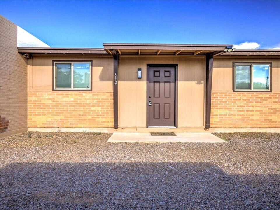 352 E Glenn St in Tucson, AZ - Building Photo