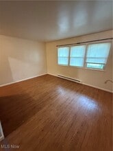 620 Lakeside Dr in Cambridge, OH - Building Photo - Building Photo