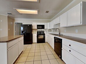 5204 Blue Cir in Haltom City, TX - Building Photo - Building Photo