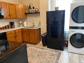 1737-1/2 S 10th St in Omaha, NE - Building Photo - Building Photo