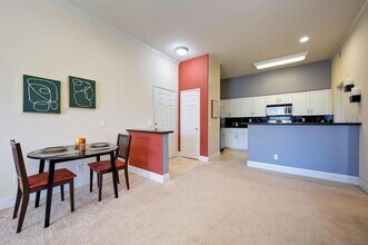 12368 Carmel Country Rd in San Diego, CA - Building Photo - Building Photo