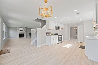 2836 Grandview Dr in Grand Prairie, TX - Building Photo - Building Photo