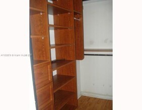 465 SW 86th Ave in Pembroke Pines, FL - Building Photo - Building Photo