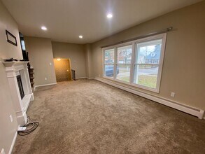 3214 Brookshire Dr SE in Grand Rapids, MI - Building Photo - Building Photo