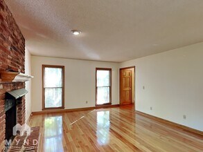 3747 Running Fox Dr in Marietta, GA - Foto de edificio - Building Photo