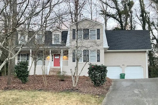 property at 5030 Golf Link Ct