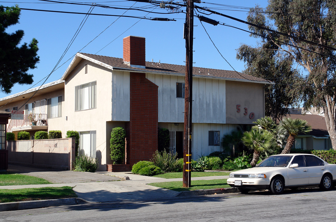 530 Stepney St in Inglewood, CA - Building Photo