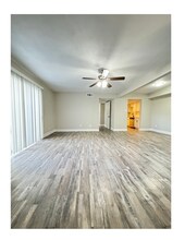 3100 Medina St in Irving, TX - Building Photo - Building Photo