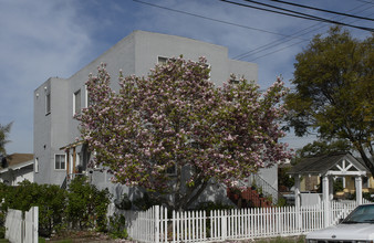 1537 Schiller St in Alameda, CA - Building Photo - Building Photo