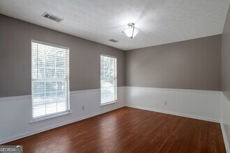 90 Allen Oaks Way in Covington, GA - Building Photo - Building Photo