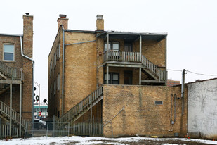 12 E Northwest Hwy in Arlington Heights, IL - Foto de edificio - Building Photo