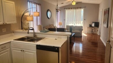 476 River Oaks Dr in Myrtle Beach, SC - Building Photo - Building Photo