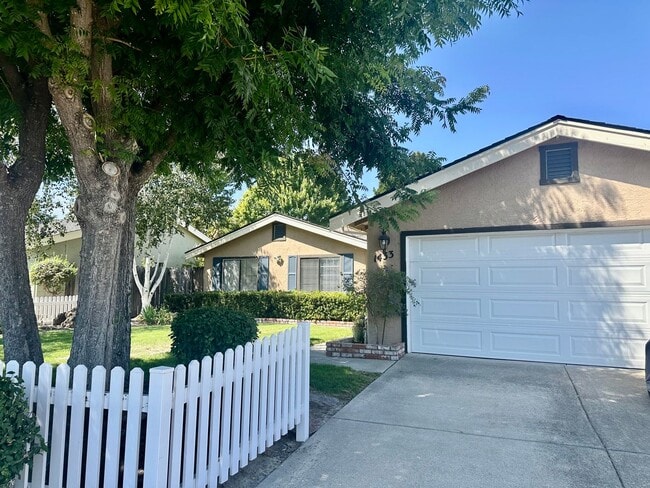 property at 1433 Bay Tree Dr