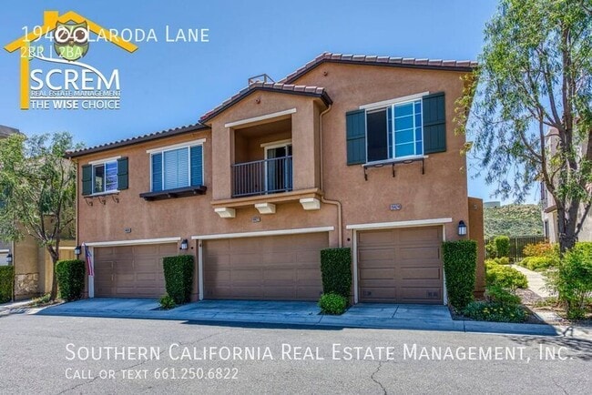 19424 Laroda Ln in Santa Clarita, CA - Building Photo - Building Photo