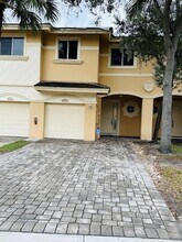 4390 Berkshire Wharf Dr in Lake Worth Beach, FL - Building Photo - Building Photo