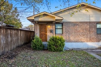 8136 Carlos St in Fort Worth, TX - Building Photo - Building Photo