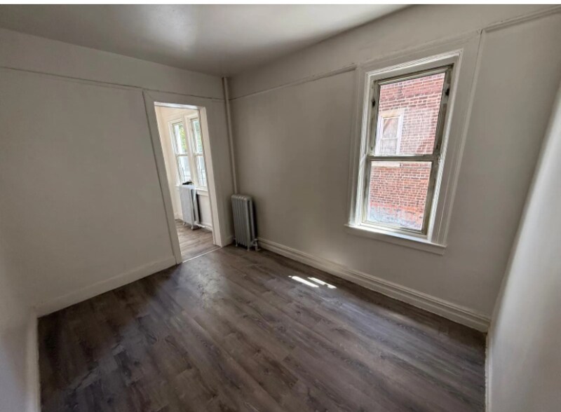 867 E 227th St in Bronx, NY - Building Photo