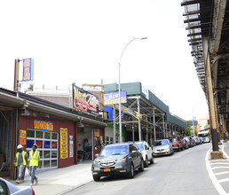 1880 Boston Road Apartments in Bronx, NY - Building Photo - Building Photo