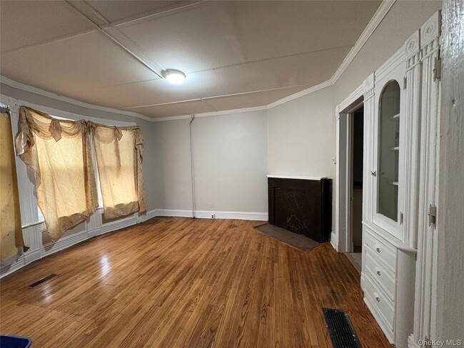 77 Linden Ave in Middletown, NY - Building Photo - Building Photo