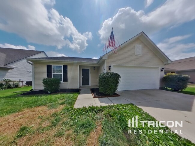 581 Grassy Bend Dr in Greenwood, IN - Foto de edificio - Building Photo