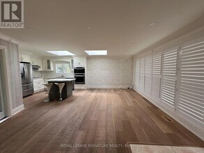 136 Wye Valley Rd in Toronto, ON - Building Photo - Building Photo
