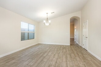 4715 W Harwell Rd in Phoenix, AZ - Building Photo - Building Photo